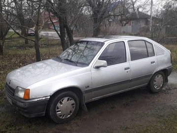 Авто Opel Admiral 1989 № 8324423