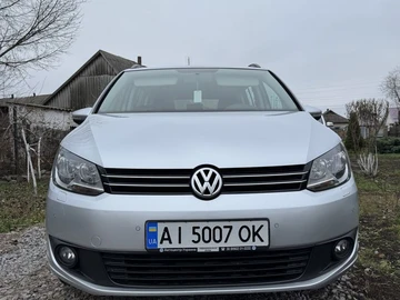 Авто Volkswagen Touran 2011 № 8324431