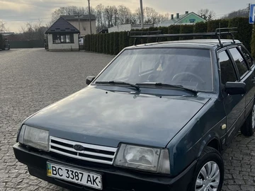 Авто ВАЗ 2109 2001 № 8324757