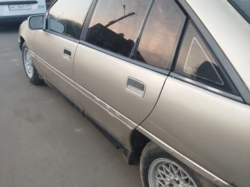 Авто Opel Omega 1987 № 8324763