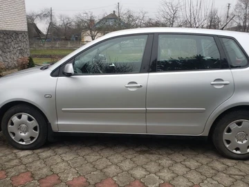 Авто Volkswagen Polo 2003 № 8324873