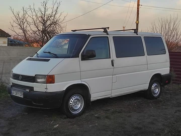 Авто Volkswagen Transporter 2000 № 8324888