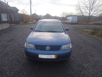 Авто Volkswagen Passat Variant 2000 № 8324968