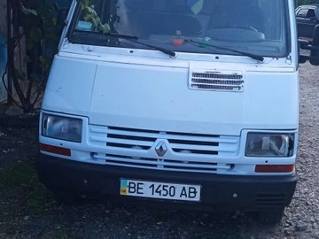 Авто Renault Trafic 1999 № 8325000
