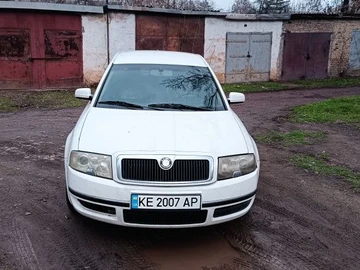 Авто Skoda Superb 2002 № 8325266