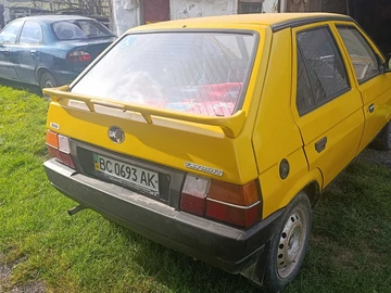 Авто Skoda Favorit 1990 № 8325473