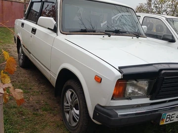 Авто ВАЗ 2107 1988 № 8325543