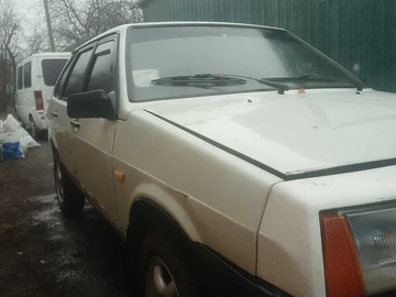 Авто ВАЗ 2109 1989 № 8326141