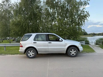 Авто Mercedes Ml Серия 2001 № 8326167