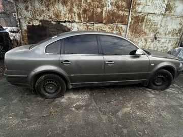 Авто Volkswagen Passat Sedan 2002 № 8326169