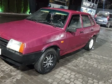 Авто ВАЗ 21099 1993 № 8326369