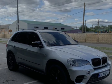 Авто BMW X5 2010 № 8326484