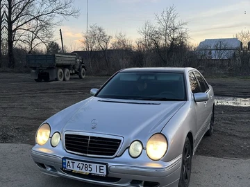 Авто Mercedes Mb 2001 № 8326502