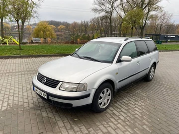 Авто Volkswagen Passat Sedan 1999 № 8326509
