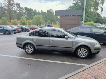 Авто Volkswagen Passat Sedan 2003 № 8326688