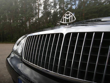 Авто Maybach 57 2004 № 8326889