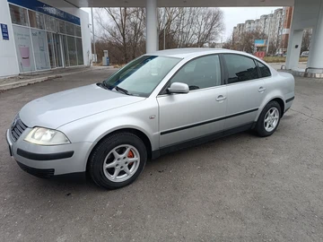 Авто Volkswagen Passat Sedan 2003 № 8326895