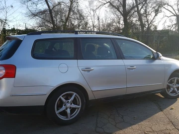 Авто Volkswagen Passat Variant 2008 № 8327129