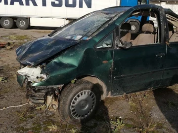 Авто Volkswagen Sharan 1999 № 8327155
