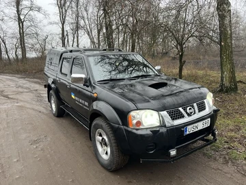 Авто Nissan Navara 2004 № 8327243