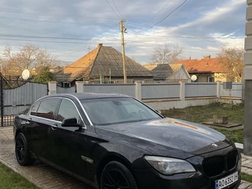 Авто BMW 7 Серия 2010 № 8327260
