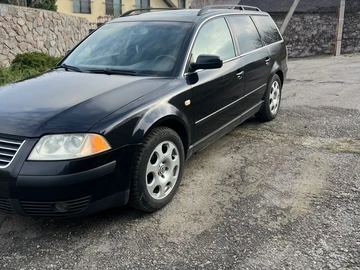 Авто Volkswagen Passat Sedan 2003 № 8327331