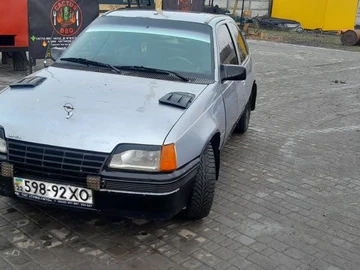 Авто Opel Kadett 1990 № 8327366