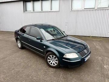 Авто Volkswagen Passat Sedan 2001 № 8327367