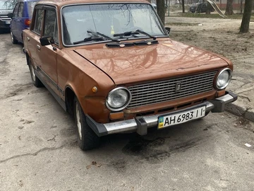 Авто ВАЗ 2101 1977 № 8327636
