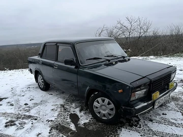Авто ВАЗ 2107 1989 № 8327895