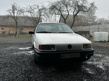 Авто Volkswagen Passat Sedan 1991 № 8327878