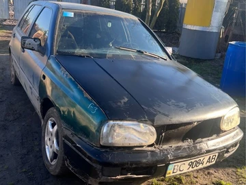 Авто Volkswagen Golf 1992 № 8327932