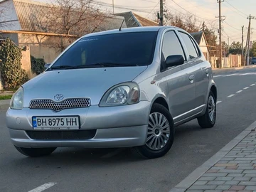 Авто Toyota Yaris 2002 № 8328152