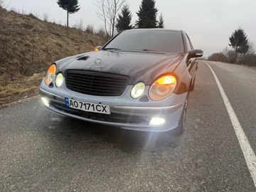 Авто Mercedes Mb 2004 № 8328354