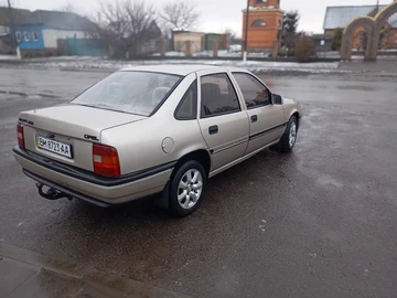 Авто Opel Vectra 1993 № 8328383