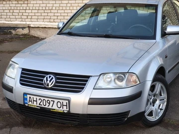 Авто Volkswagen Passat Sedan 2000 № 8328385