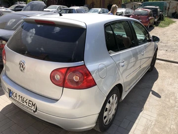 Авто Volkswagen Golf 2005 № 8328395