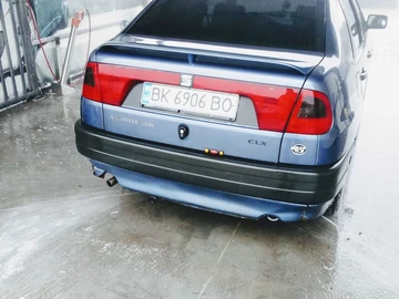 Авто SEAT Cordoba 1994 № 8328399
