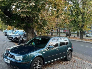 Авто Volkswagen Golf 2002 № 8328416