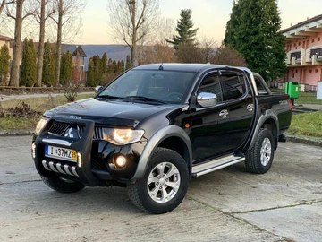 Авто Mitsubishi L 200 2010 № 8328679