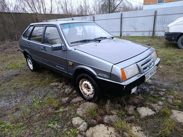 Авто ВАЗ 2109 1992 № 8328693