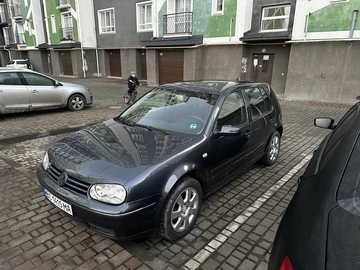 Авто Volkswagen Golf 2003 № 8328988