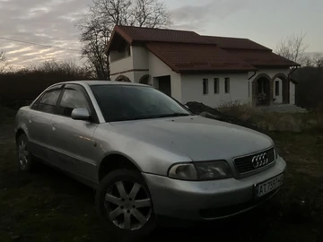Авто Audi A4 1997 № 8328990
