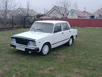 Авто ВАЗ 2107 1995 № 8329002