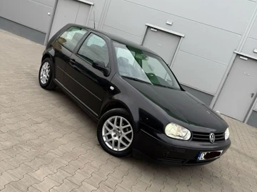 Авто Volkswagen Golf 2002 № 8329148