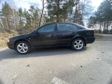 Авто Skoda Octavia 2004 № 8329193