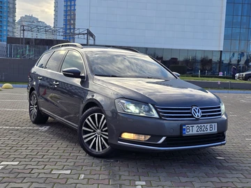 Авто Volkswagen Passat Variant 2011 № 8329209