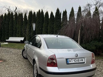 Авто Volkswagen Passat Sedan 2001 № 8329216