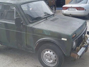 Авто ВАЗ 2121 2000 № 8329236