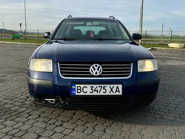 Авто Volkswagen Passat Variant 2003 № 8329302